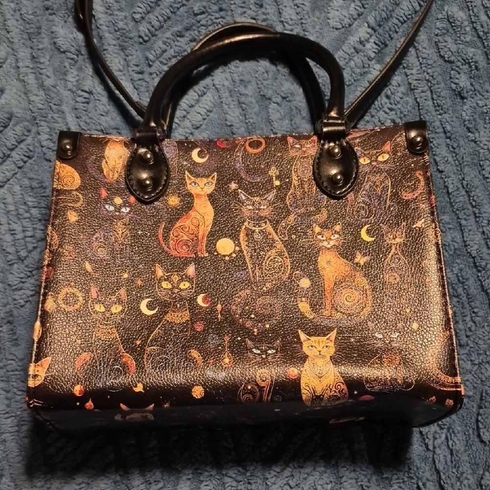 Skullette Luna Kitty Small Faux Leather Purse NWOT